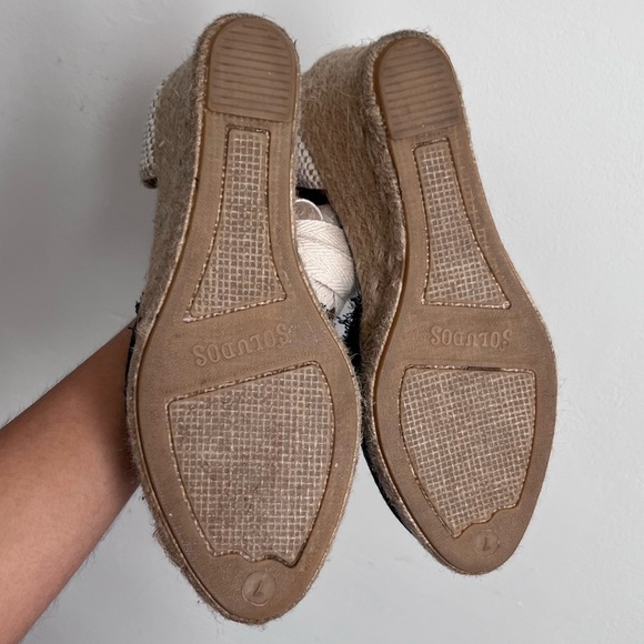 Stylish Navy and Beige Espadrille Wedges - Picture 6 of 8